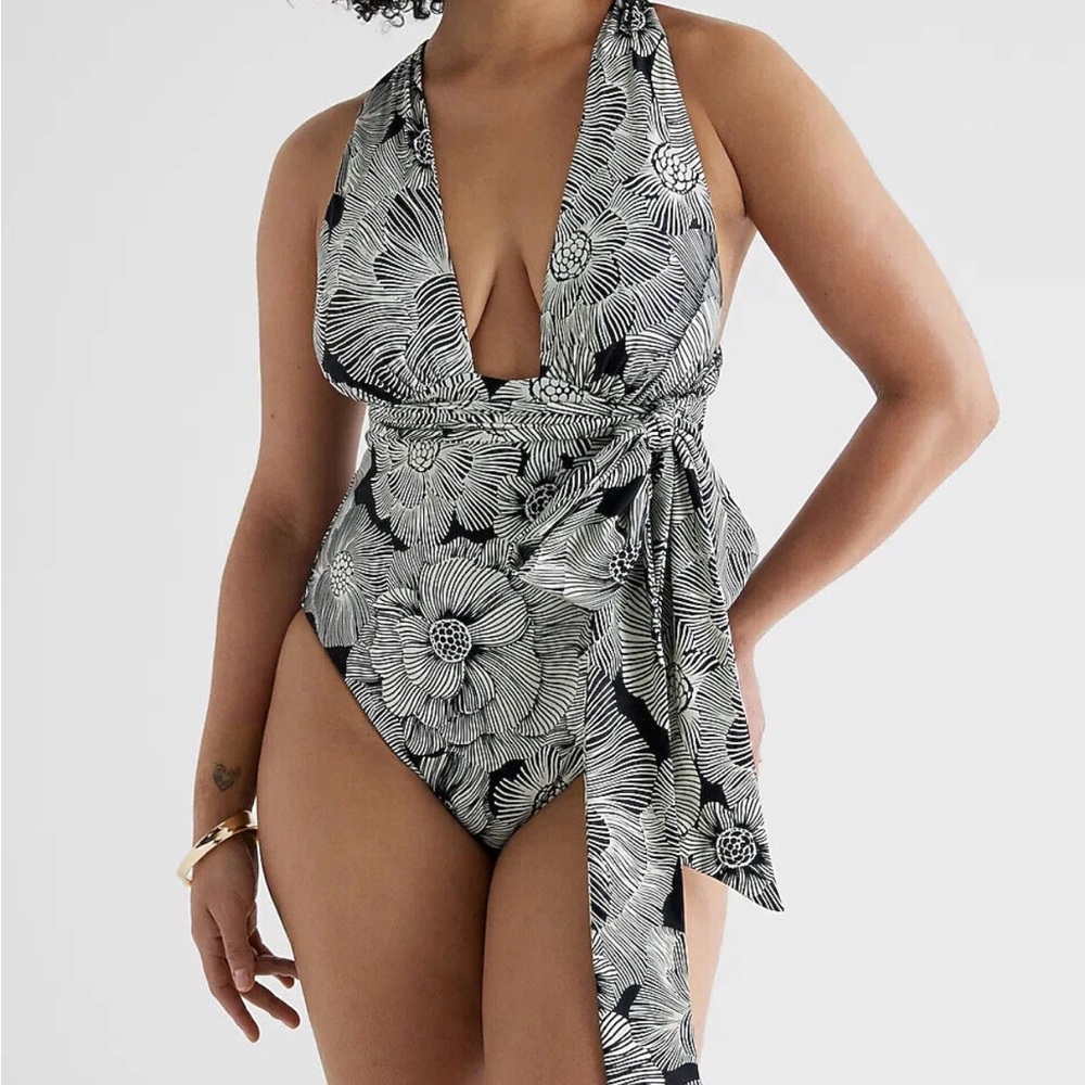 Express Convertible Body Contour Halter Flattering One-Piece Swimsuit Medium
